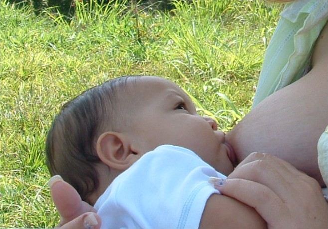 Consejos para dar el pecho al bebé