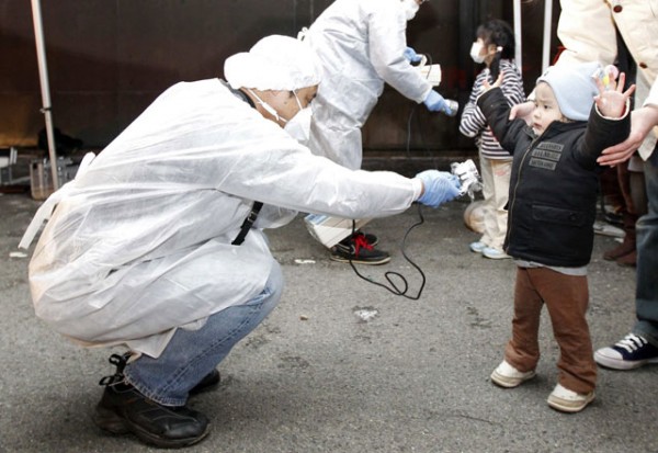 Niños de Fukushima contaminados por radiactividad