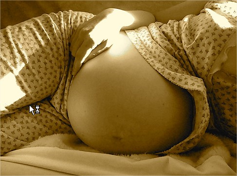 ¿Cuál es la mejor postura para dormir durante el embarazo?