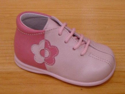Moda: elegir los primeros zapatos del bebé
