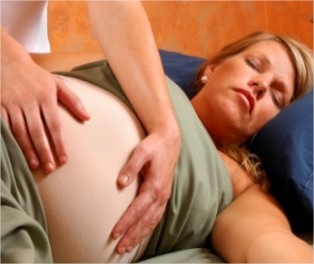 ¿Cómo puede ayudar la pareja durante el parto? II