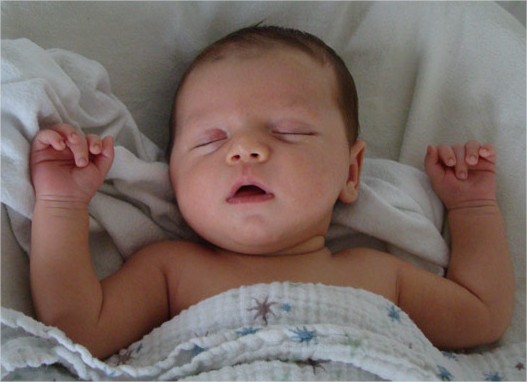 ¿En qué posición debe dormir el bebé? I