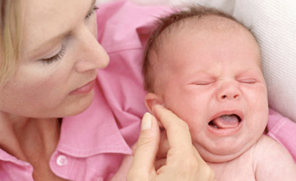 ¿Es normal que nos vomiten los bebés? II