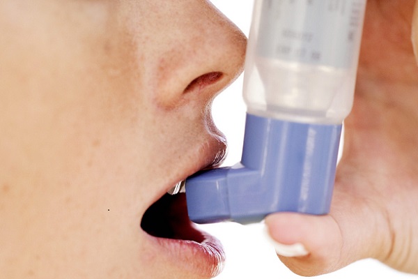En otoño aumenta el número de ingresos de niños asmáticos