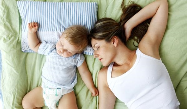 Consejos para madres trabajadoras que quieren descansar