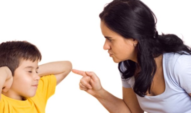 Cómo evitar gritar a los hijos