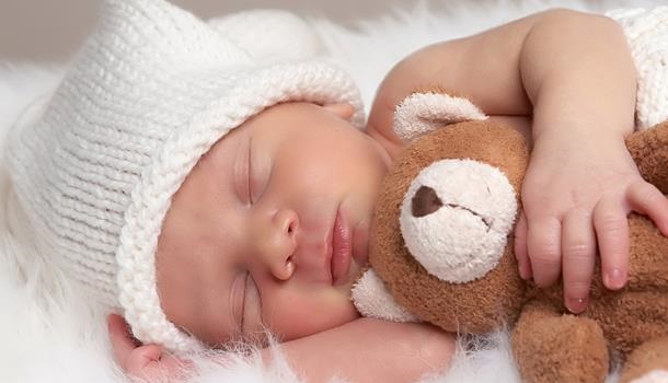 Dormir bien previene el riesgo de obesidad infantil