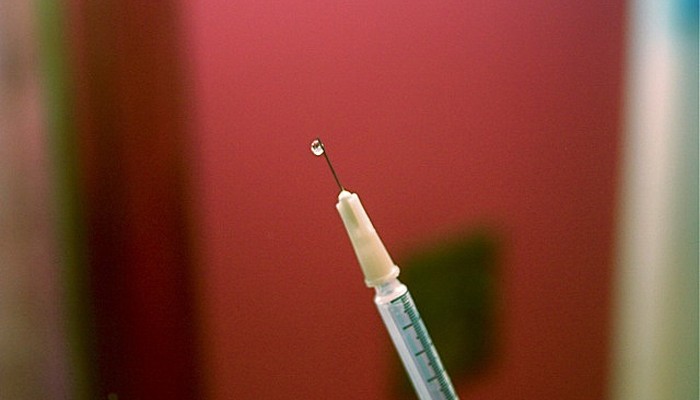 Vacunarles contra el virus del papiloma humano