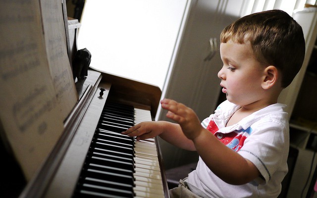 ¿Tiene tu bebé habilidades para la música?